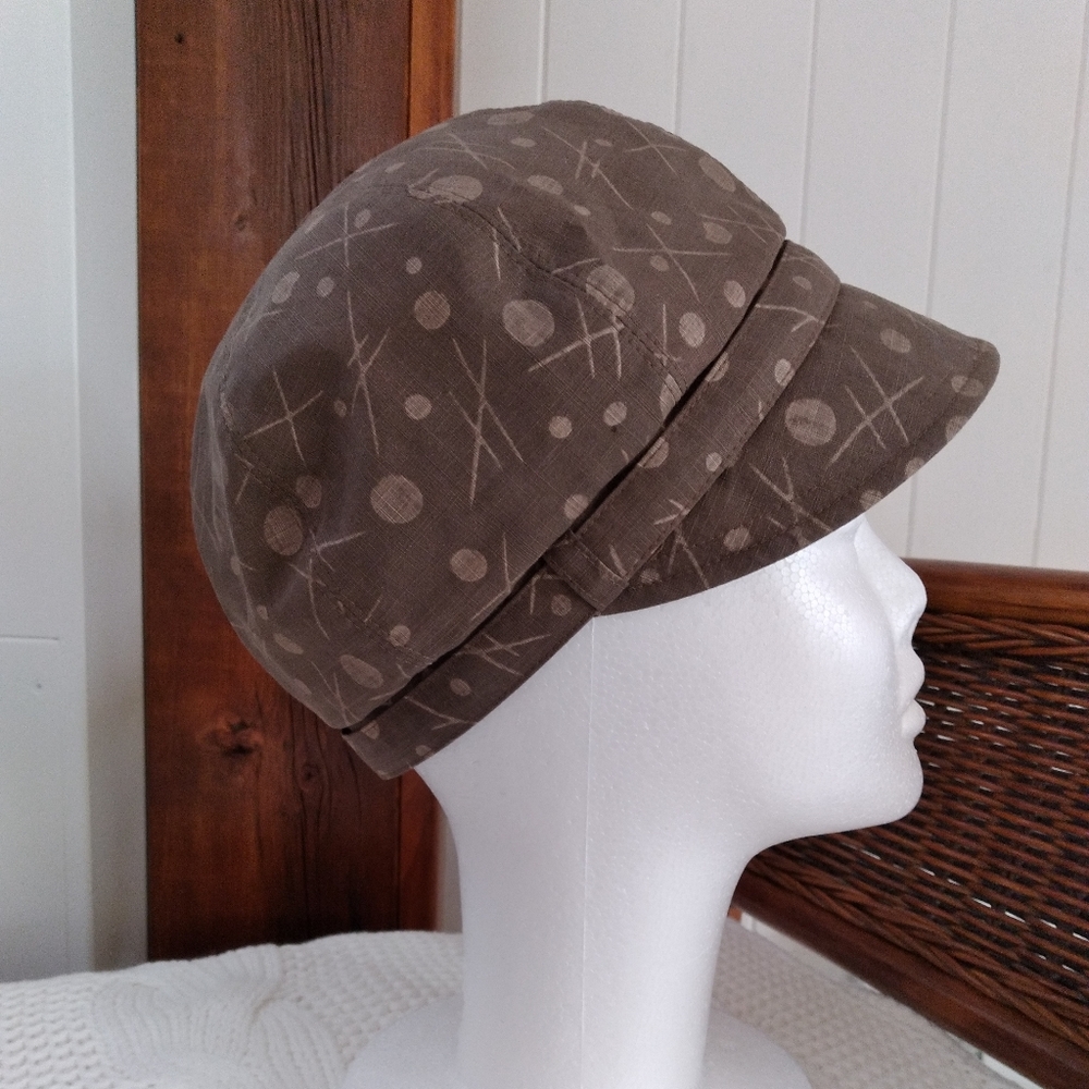 deLux Hat